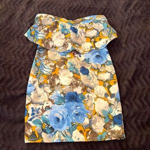 Super comfortable Stretch material body hugging size medium